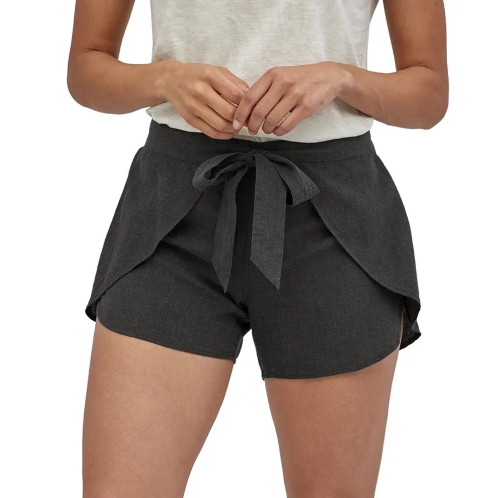 New! Patagonia Garden Island Charcoal Tie-Front Skorts